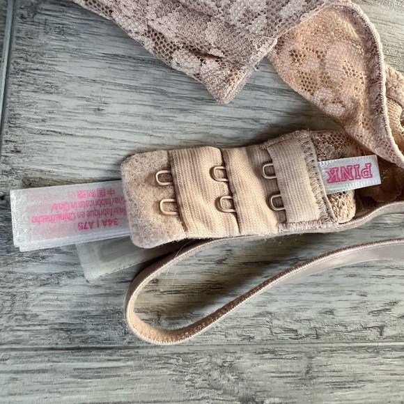 Victoria’s Secret bra - Picture 2 of 3